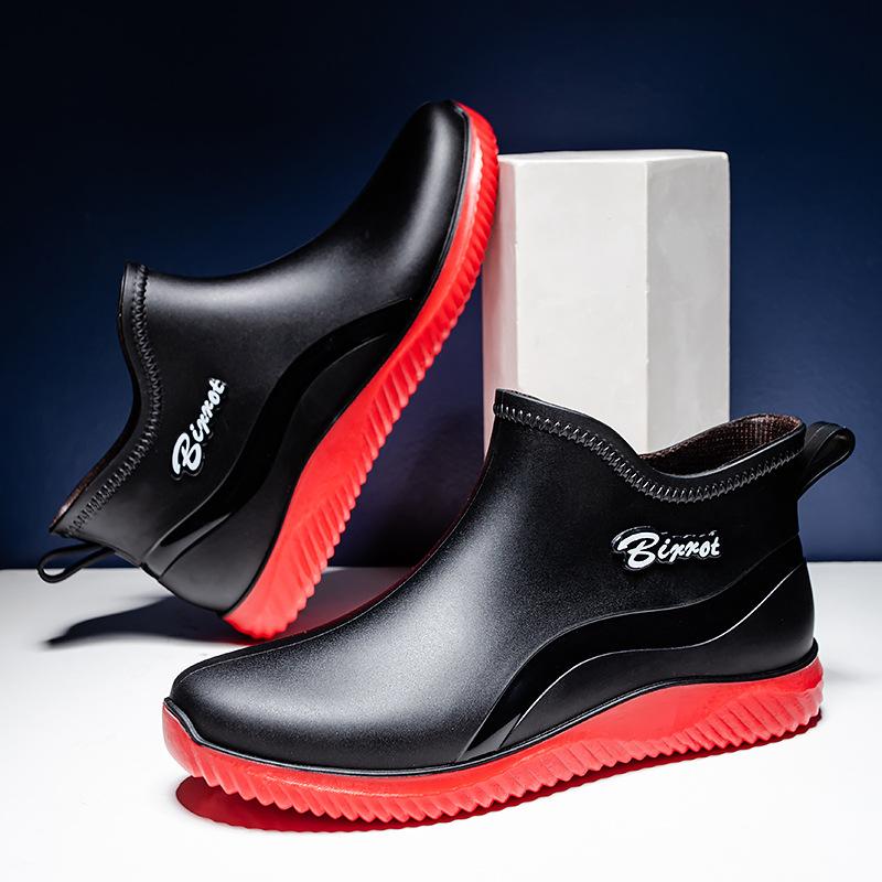 2025 short tube fashion rain shoes men, non-slip shoes low-top outdoor car wash waterproof shoes lightweight