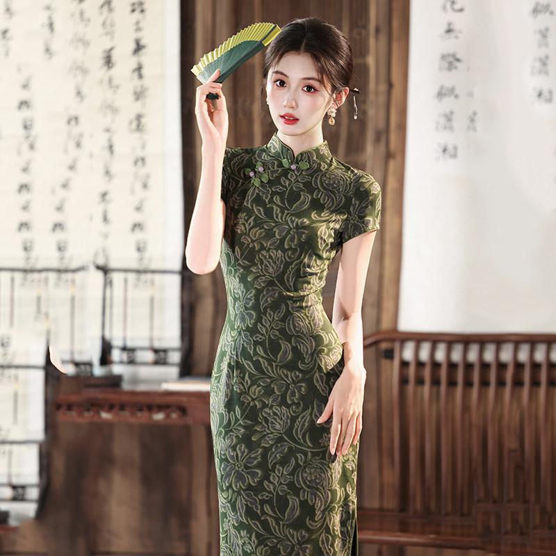 Green national style, new Chinese Suzhou long cheongsam, improved young 1011 new women's high-end sense, daily wear