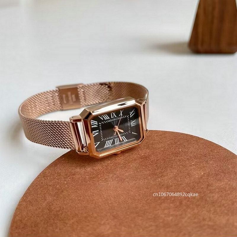 Retro Watches Classic Casual Quartz Rectangle Roman Dial Clock Fashion Simple Luxury Wrist Watches for Women Gift Wristwatches