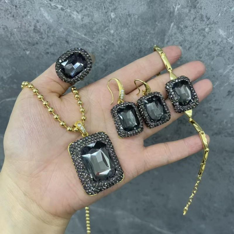 Elegant Crystal Jewelry Set Women Necklace Earrings Ring Bracelet With Geometric Star Moon Cloud Motifs