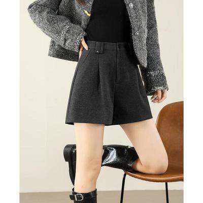Hosen & Röcke – Shorts