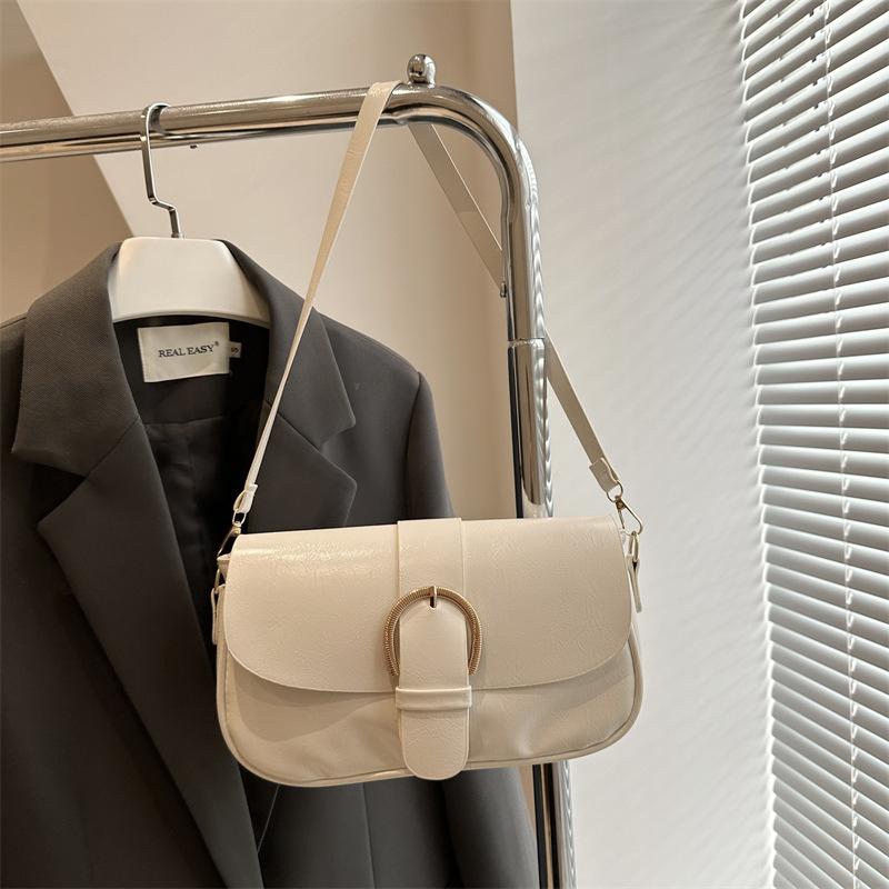 Retro simple small bag women's 2025 spring new trendy fashion messenger bag texture foreign style underarm small square bag