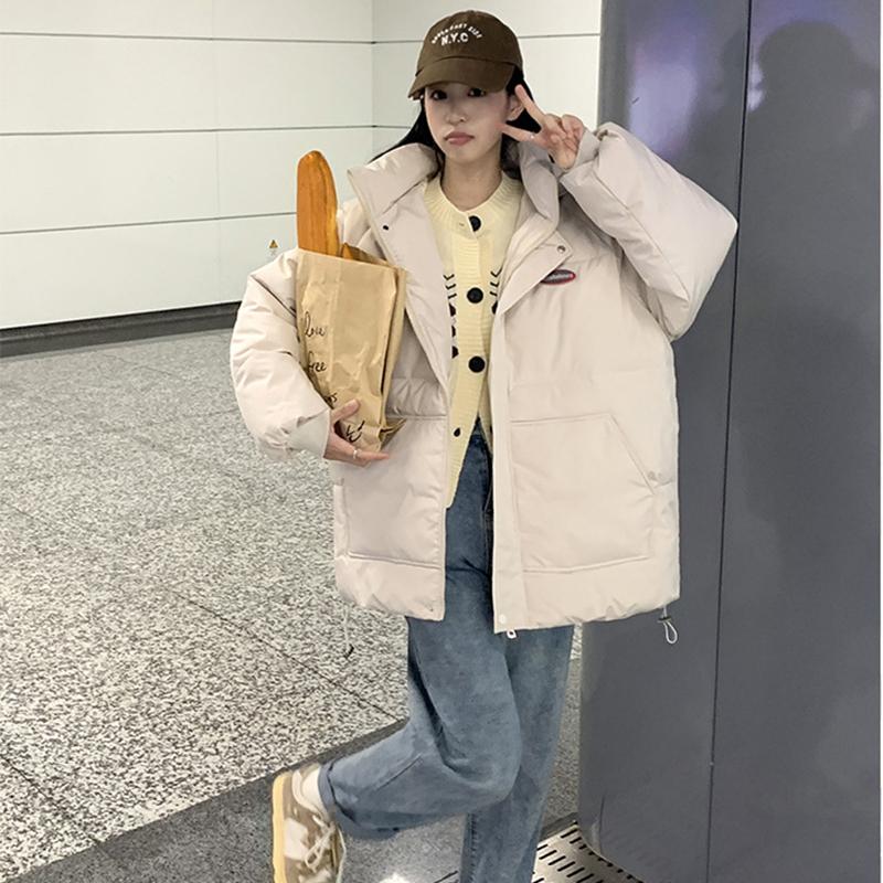 Herbst und Winter Daunenjacke aus Baumwolle Kurze Mode Damenbekleidung Koreanische Version Lose Baumwolljacke Warme Baumwolljacke Rest Dicker Mantel
