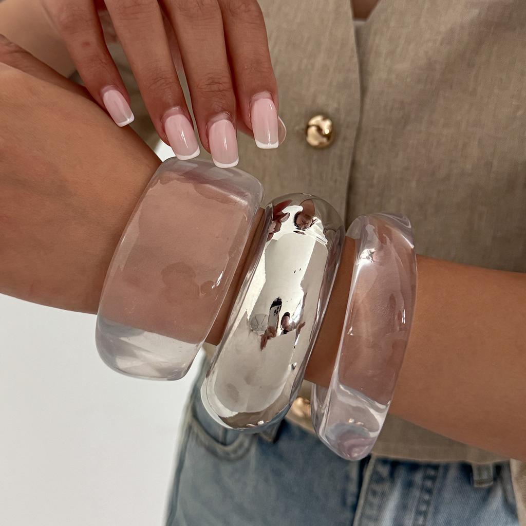 Fashion Style Transparent Acrylic Wide Version Bracelet, Irregular Curved Glossy Bracelet With A Sense Of Design