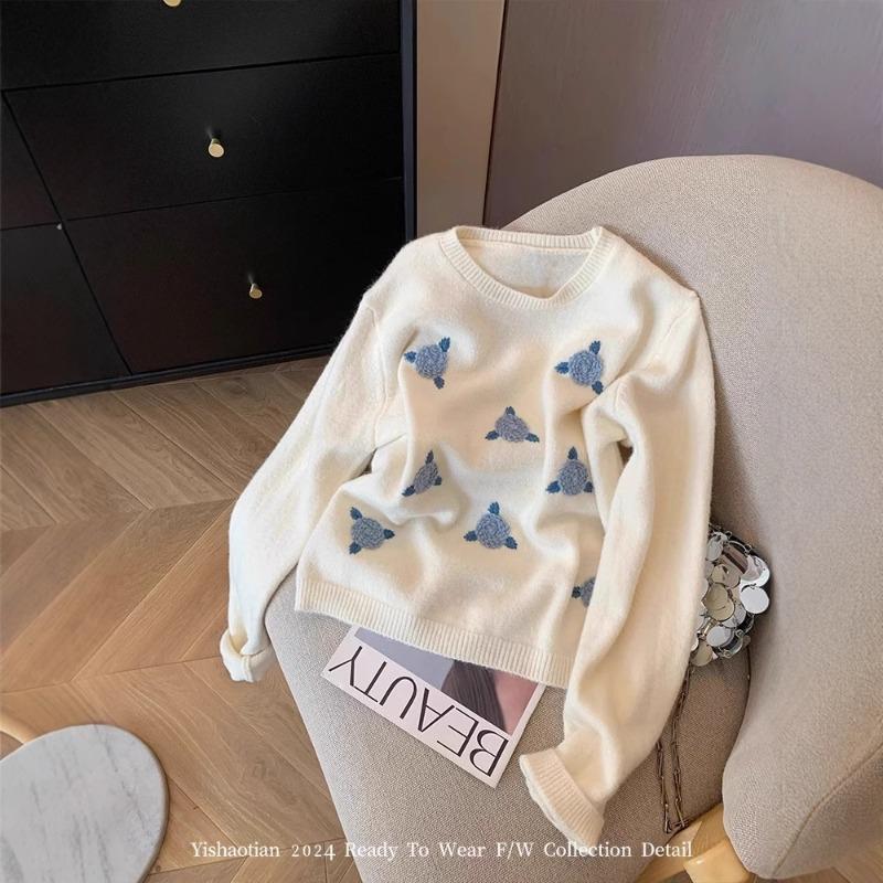 White Flower Embroidered Pullover Sweater Women's Autumn and Winter New Temperament Versatile Soft Waxy Sweet
