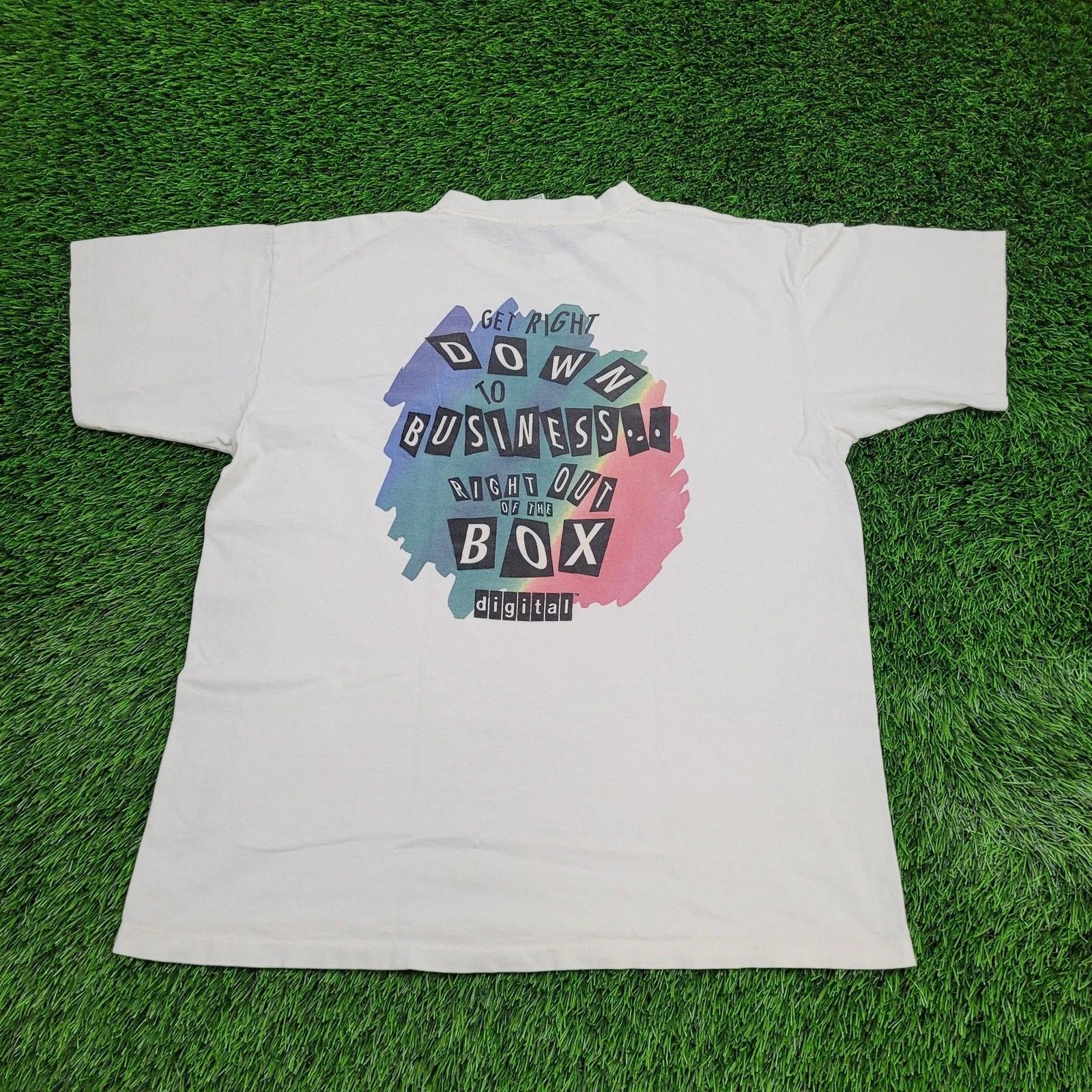 

Vintage Digital Rainbow Shirt XL 23x28 White USA S