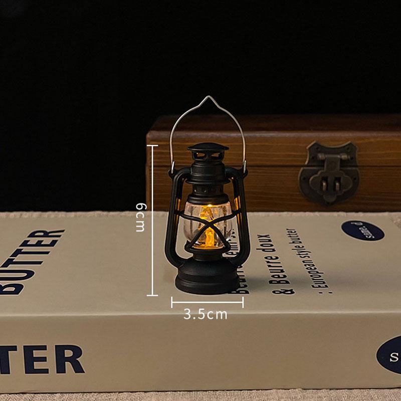 6cm Mini Led Retro Glowing Pony Lantern Simulation Cande Light Night Light Dollhouse Miniature Kerosen Lamp Home Decor Toy