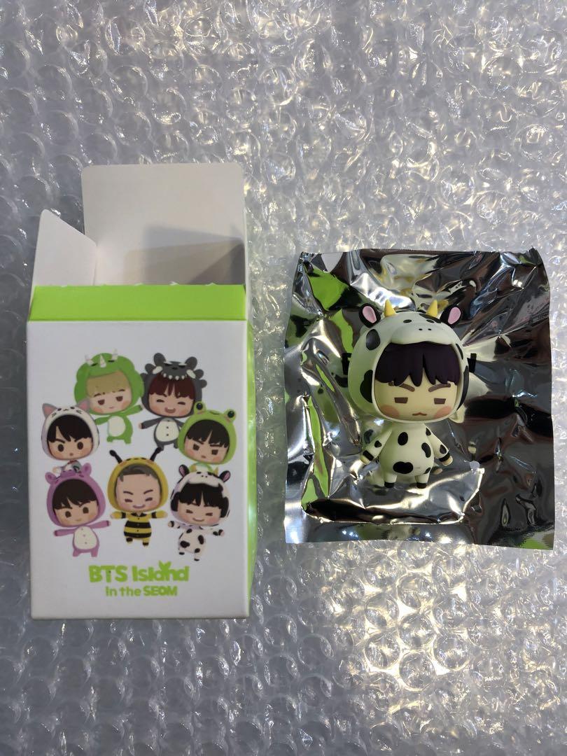 

[USED] Official Lucky Draw Magnet SUGA (No Box)