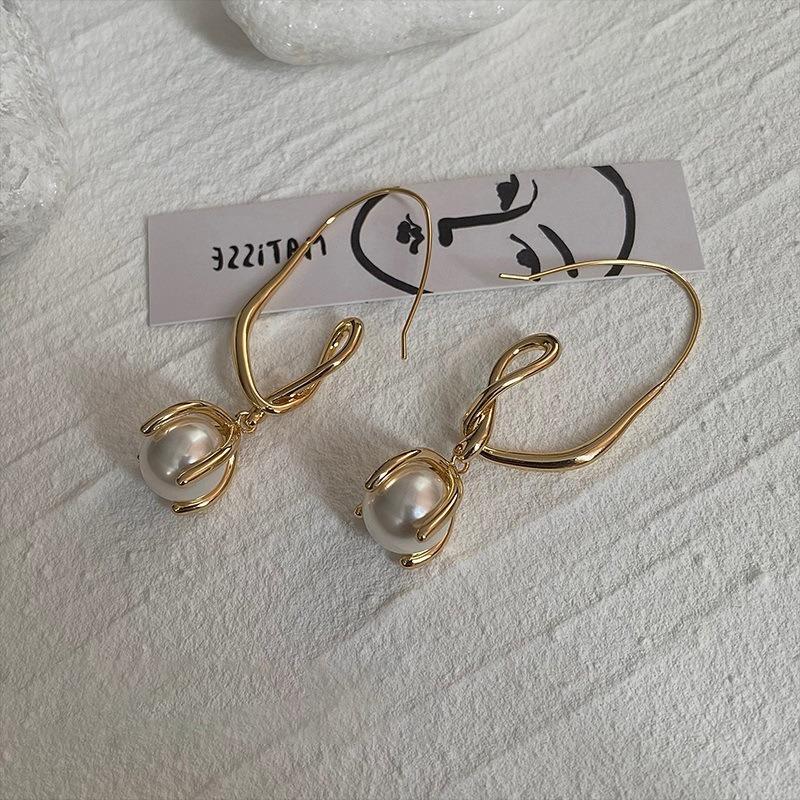 Korean Cold Style Geometric Pearl Earrings, Earrings, Simple Design Sense Fashion Ear Hook Ins Temperament Versatile Earrings