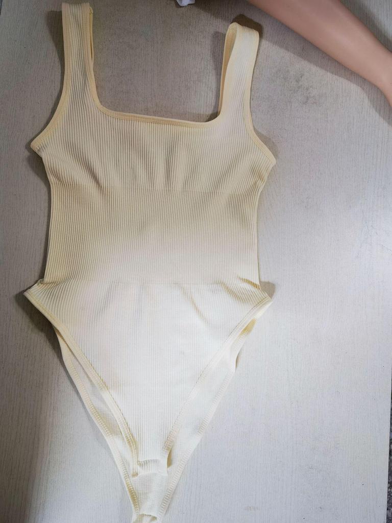 Seamless Ribbed Tank Top: Waist-Cinching, Body-Shaping, Square Neck Bodysuit Bestseller 2023.