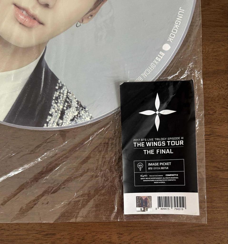 [USED] BTS Wings Tour Final Official Fan Jungkook