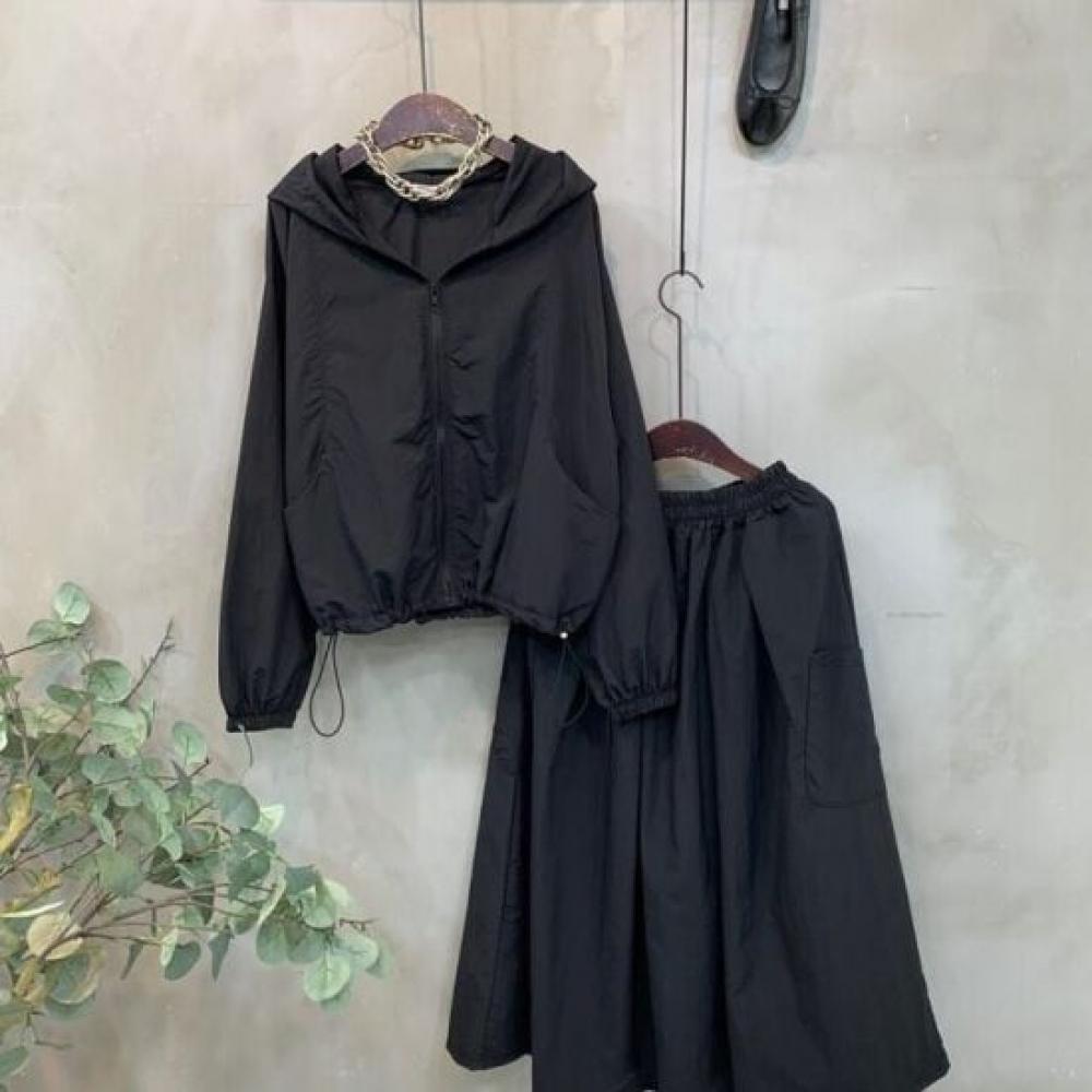 C S In The Room Women SIna baSarak StrIng Hood Jumper Flare Skirt Set 2Color