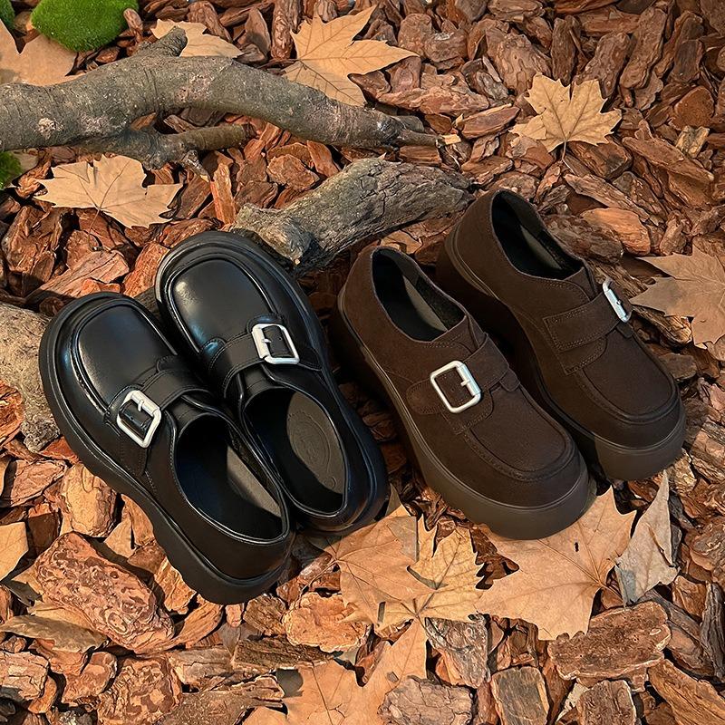 Studiolee Round Head Metal Word Strap Heightened Thick Heel Thick Sole Small Leather Shoes Women's Spring and Autumn