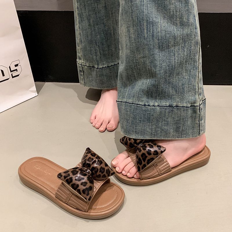 Outdoor bathroom shoes fashion bow beach flats cool slippers women's soft sole bath non-slip 2025 summer new