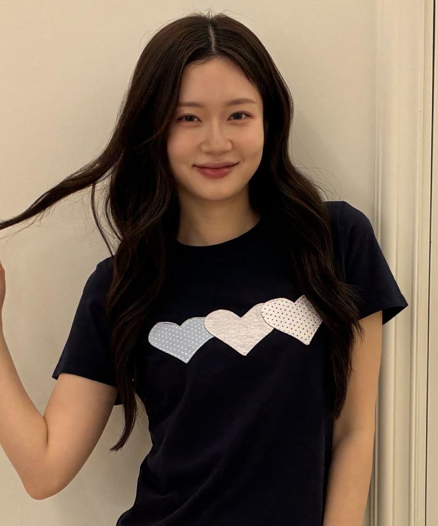 Loginaenloji Silver Dot Heart Patch Cotton T-Shirt Navy