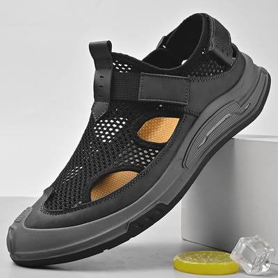 Zapatos de malla para hombre 2025 nuevo verano transpirables huecos de cuero suela blanda un pedal antideslizante cabeza de bolsa zapatos casuales para exteriores