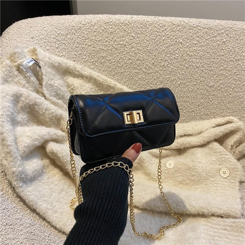 Women's simple and atmospheric commuter lock solid color chain bag women's spring summer new shoulder messenger bag tide
