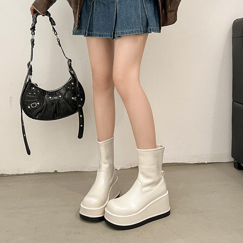 

Женские летние короткие ботинки на черной платформе, ботинки-панки в стиле жареной улицы, новые ботинки Мартин на высокой подошве 40 бежевый