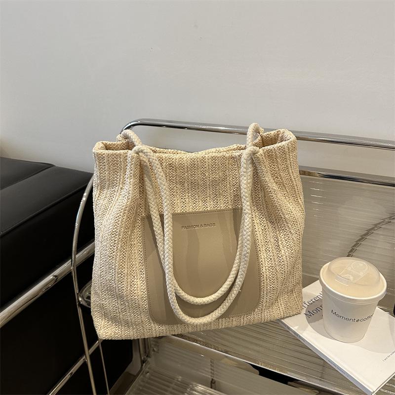 2024 Summer Trendy Women's Straw Woven Tote - Large Capacity, Simple & Fresh Shoulder Bag