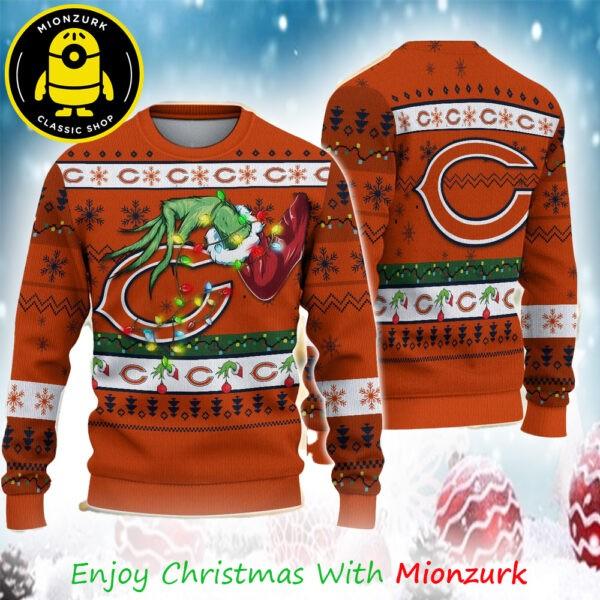 Bears Special Grinch’s Hand Football NFL 2025 Ugly Sweater Unisex T-Shirt XL