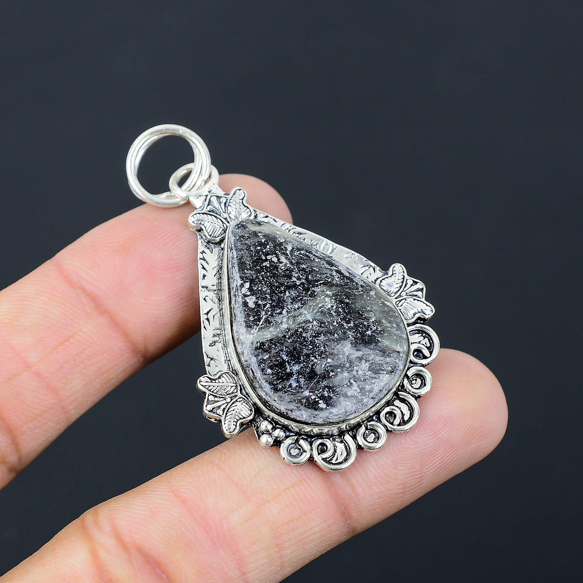 

Birthday Gift For Her Natural Kammererite Gemstone Pendant 925 Sterling Silver