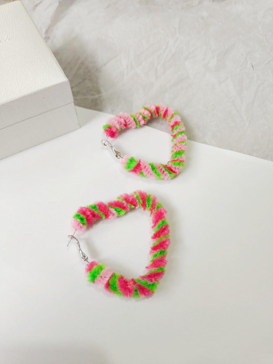 

Retro Rose Red Heart Colorblock Earrings - Cute and Sweet Hoop Clips for Autumn/Winter