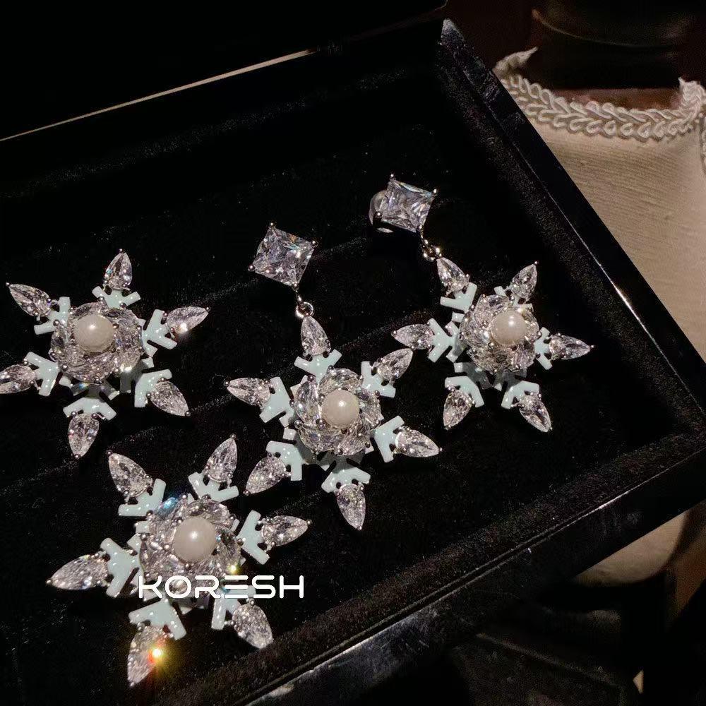 Niche Design Kerst Sneeuwvlok Oorbellen, S925 Zilver, Feeëriek Zoete High-End Sieraden