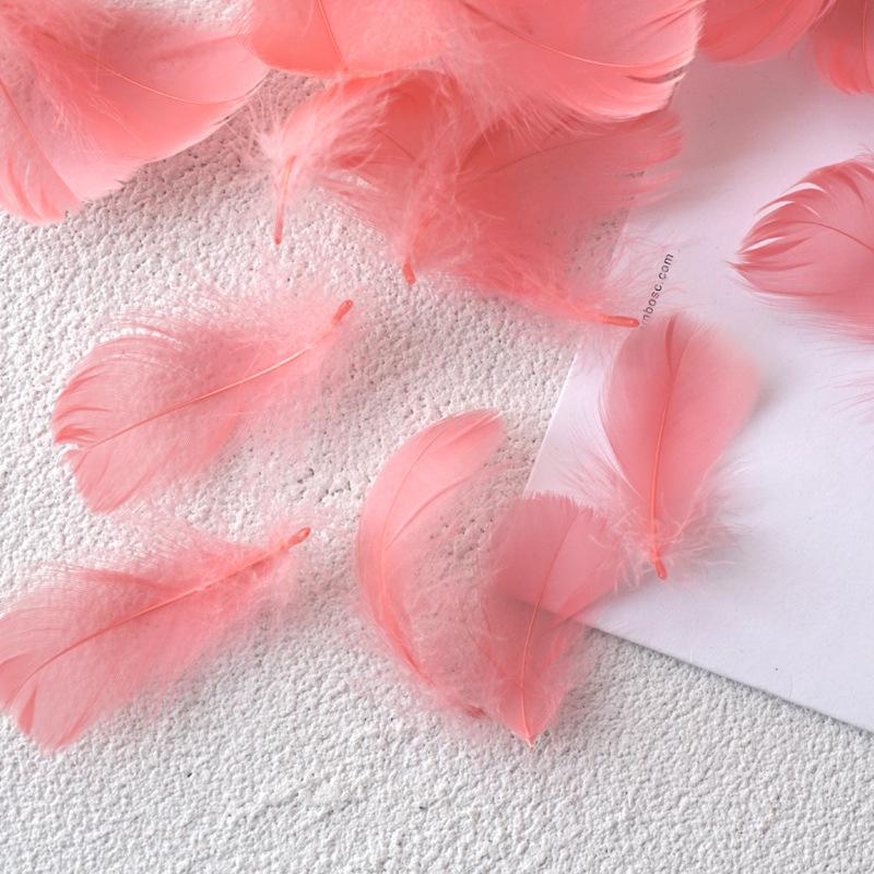 50Pcs Macaron Color Small Feathers 5-8Cm Goose Feather Small Floating Bobo Ball Balloon Filling Decorative Material