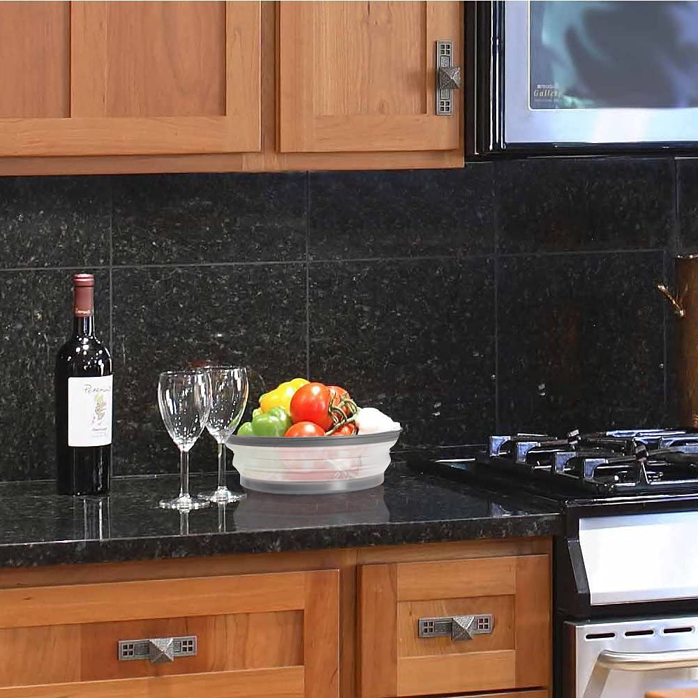 Collapsible Microwave Food Cover and Cushion BPA Free Heat Resistant Microwave Splatter Cover Multifuction Kitchen Gadget