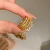 Anello Aperto Regolabile, Anello a Tre Fasce con Design a Goccia d'Acqua Avvolta, Anello Cocktail Scintillante con Zirconia Cubica per Regalo Gioiello