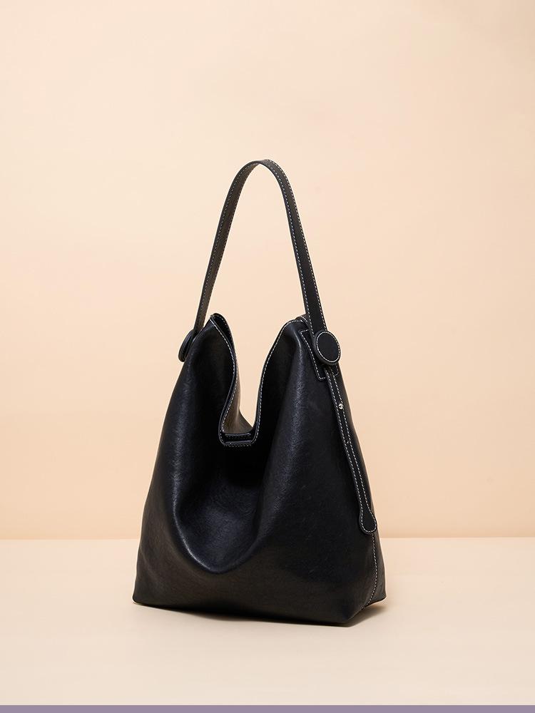 Fashion Leather Retro Underarm Women'S Bag Large Capacity Shoulder Bag Slack Crystal Vegetable Tanned Cowhide Tote Bag