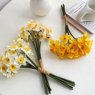 Decorațiuni pentru casă – Flori decorative şi coroane de flori