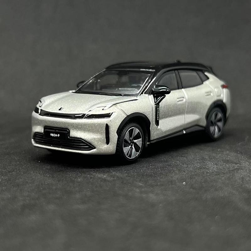 Bburago 1:64 LYNK&CO 08 EM-P SUV Alloy Car Model Diecast Metal Toy New Energy Vehicles Car Model Simulation Collection Kids Gift