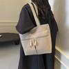 Canvas Bag Women's Large Capacity 2025 New Casual Shoulder Bag Fashion Sense College Students Commuting Shoulder Bag