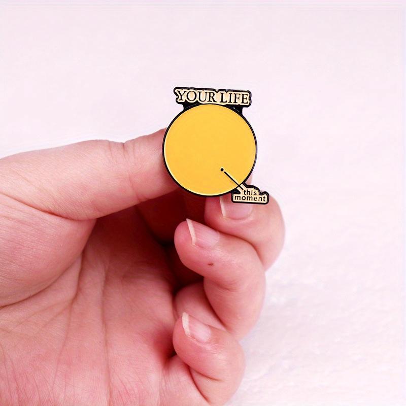 "Your Life This Moment" Balloon Brooch Health Badge Clothing Decoration Collar Pin