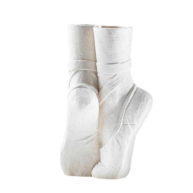 Vase en Céramique Chaussures de Ballet Danseur Portrait Réaliste Sculpture Vase à Fleurs Arrangement Floral Artisanat Accessoires de Décoration pour la Maison