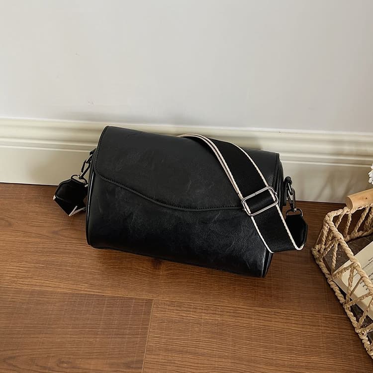 Женская сумка-тоут с откидной крышкой из вощеной кожи, сумка через плечо, сумка-мессенджер чёрный