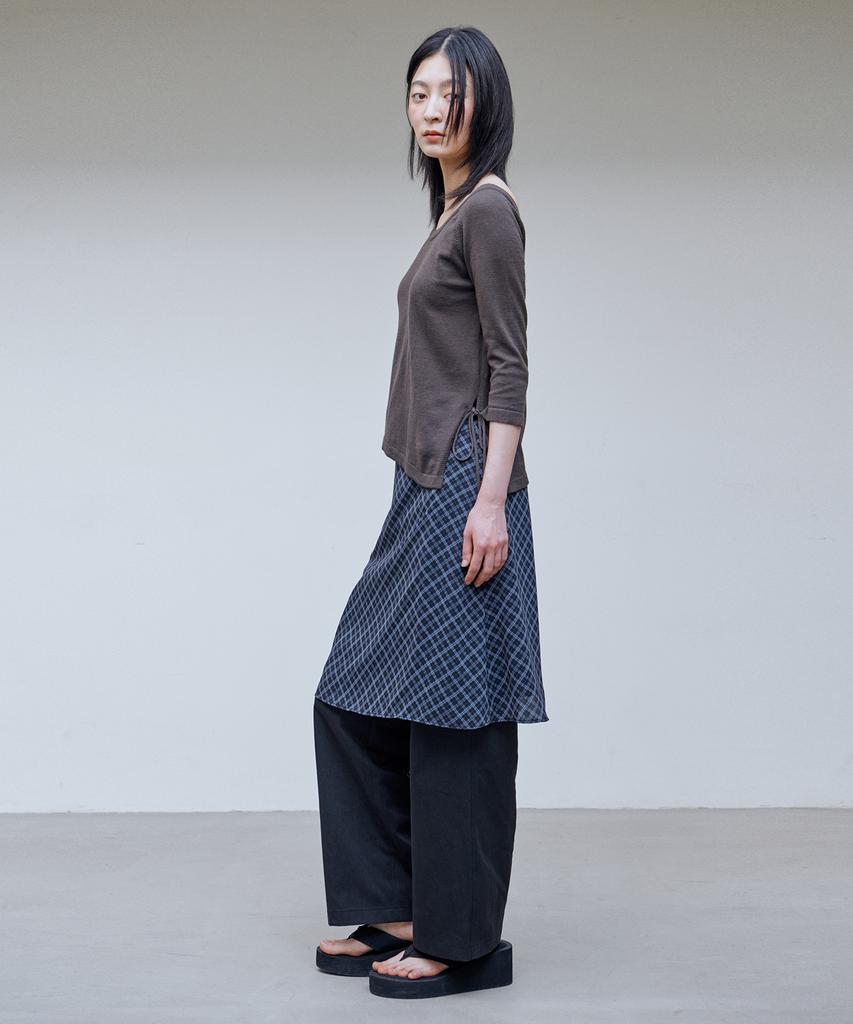 AHWE Off-Shoulder Half Sleeve Knit_Brown