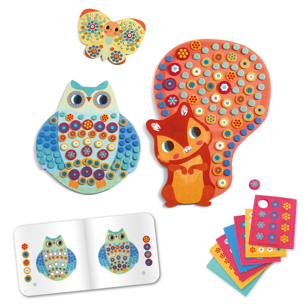 DJECO Mosaic Cute Animal Sticker Craft Mosaic Art Animal Educational Montessori Toy for Ages and Boys and Gift for Sports and Long Autumn Nights Kit,