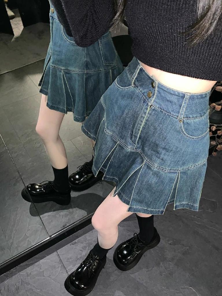 High Waist Pleated Denim Skirt With Button Detail For Summer Casual Wear