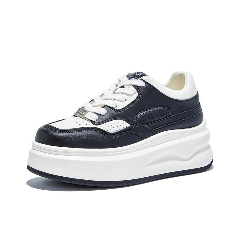 Suction Film Sole Leather Little White Shoes Women's Autumn New Thick-soled Heightening Sports Board Shoes Versatile Casual Single Shoes Women