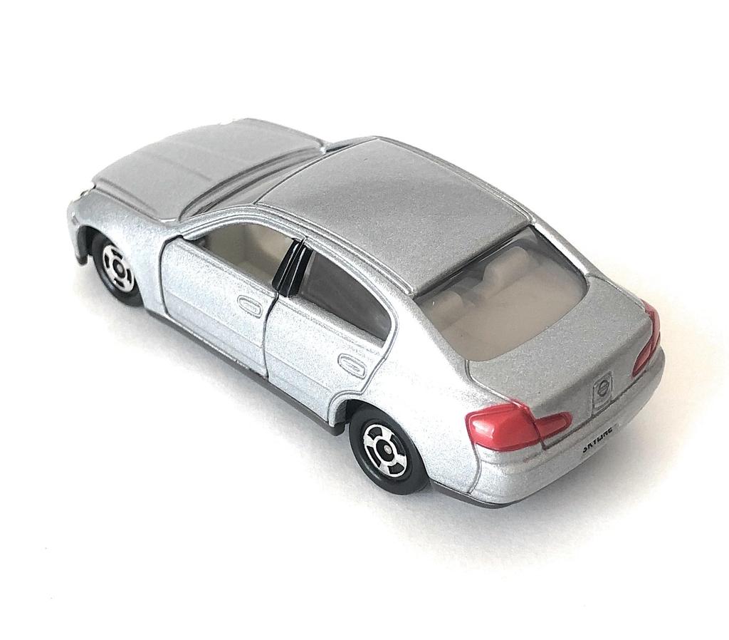 Tomica Nissan Skyline 008 (Sack Box)