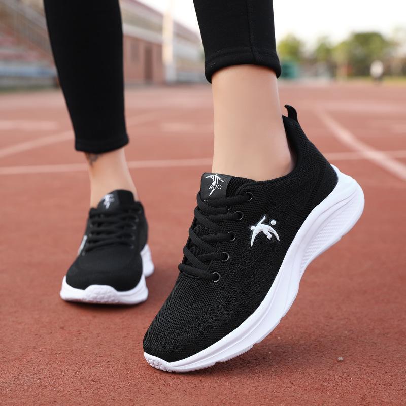 New Versatile Breathable Mesh Running Shoes Women's Shoes 2025 Spring and Summer Sports Shoes Lightweight Soft Sole Casual Travel Shoes