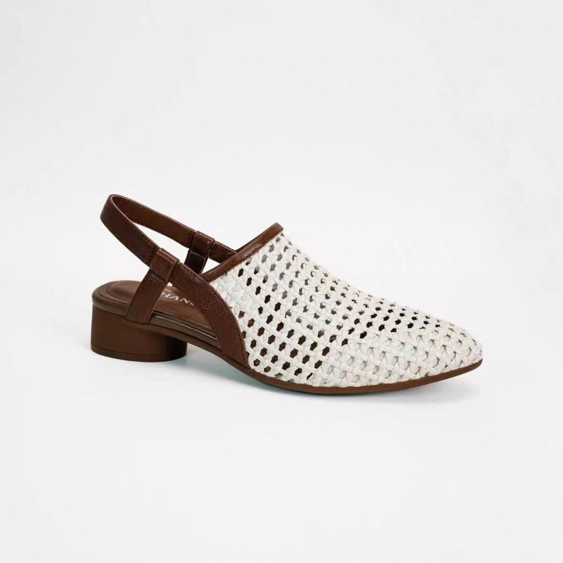 

Fashion Fashionable French Pointed-toe Woven Breathable 2025 Summer New Soft Leather Thick-heeled Backheel Women s Sandals 40