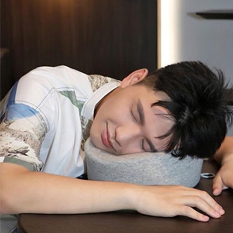 

De RUCCI U-Shape Shoulder Massage Pillow