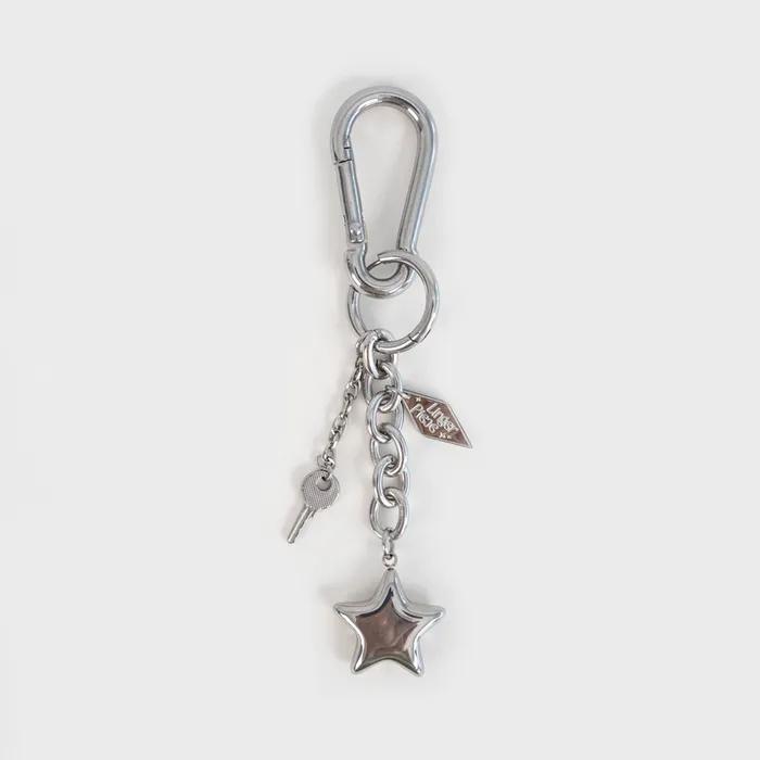 Star and lingerpiece keyring