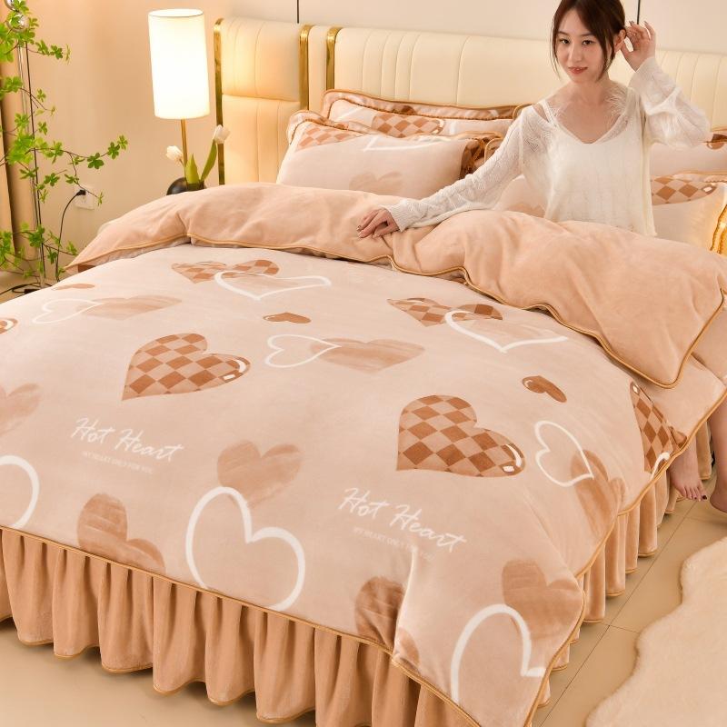 Light luxury high-end thickened milk fleece four-piece set, winter warm quilt cover, double-sided coral fleece anti-static three-piece set