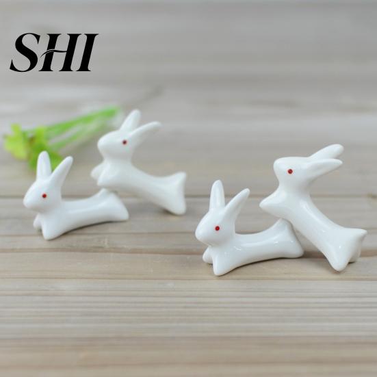 Chopsticks Stand Storage Rack Reused Beautiful Food Grade Rounded Corners Stable Kitchen Gadgets Anti-dirty White Ceramic Little Rabbit Chopstick Rest