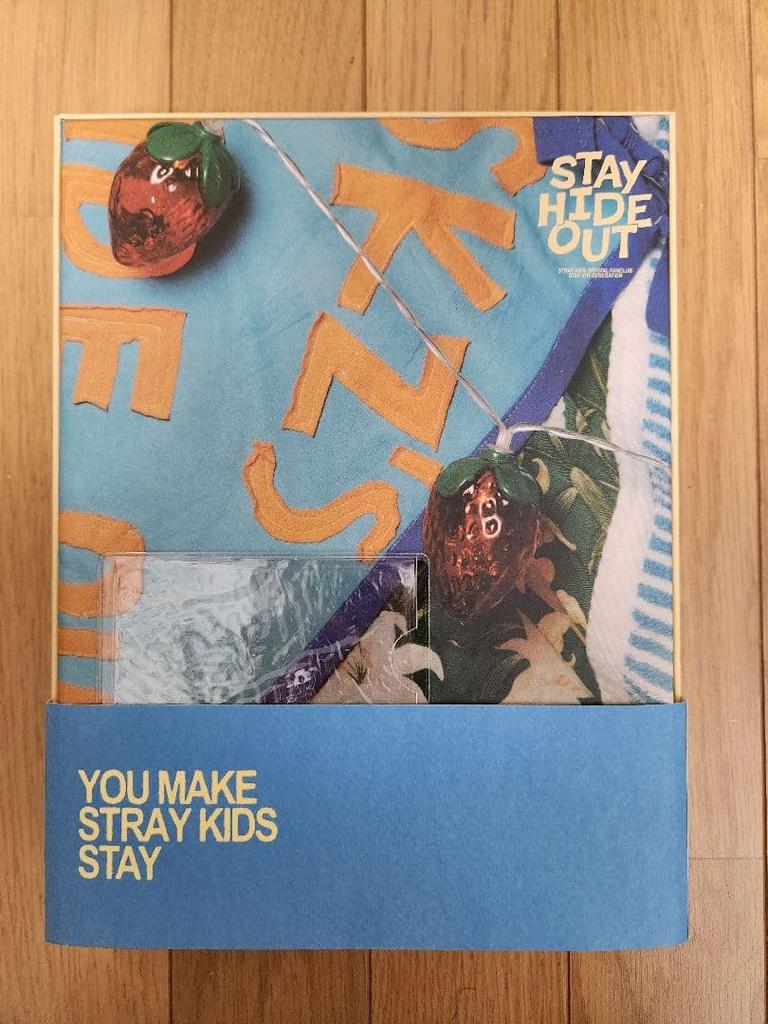 [USED] Strayk Kids Korea FC STAY 4th Term Kit