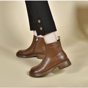 Soft leather flat heel round head platform short boots women's autumn and winter new thick heel soft sole single boots versatile Martin boots velvet